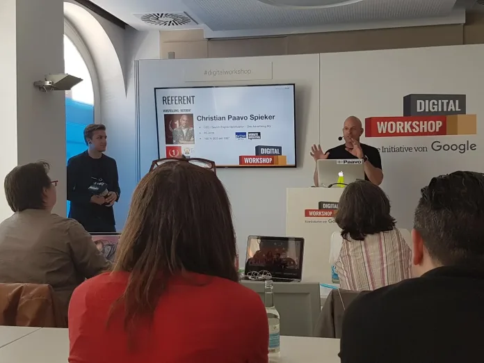 Paavo Christian Spieker beim SEO-Workshop bei Google